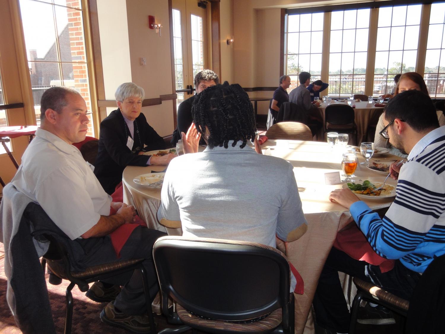 750(w)x500(h) pixels, preferred ratio:3:2