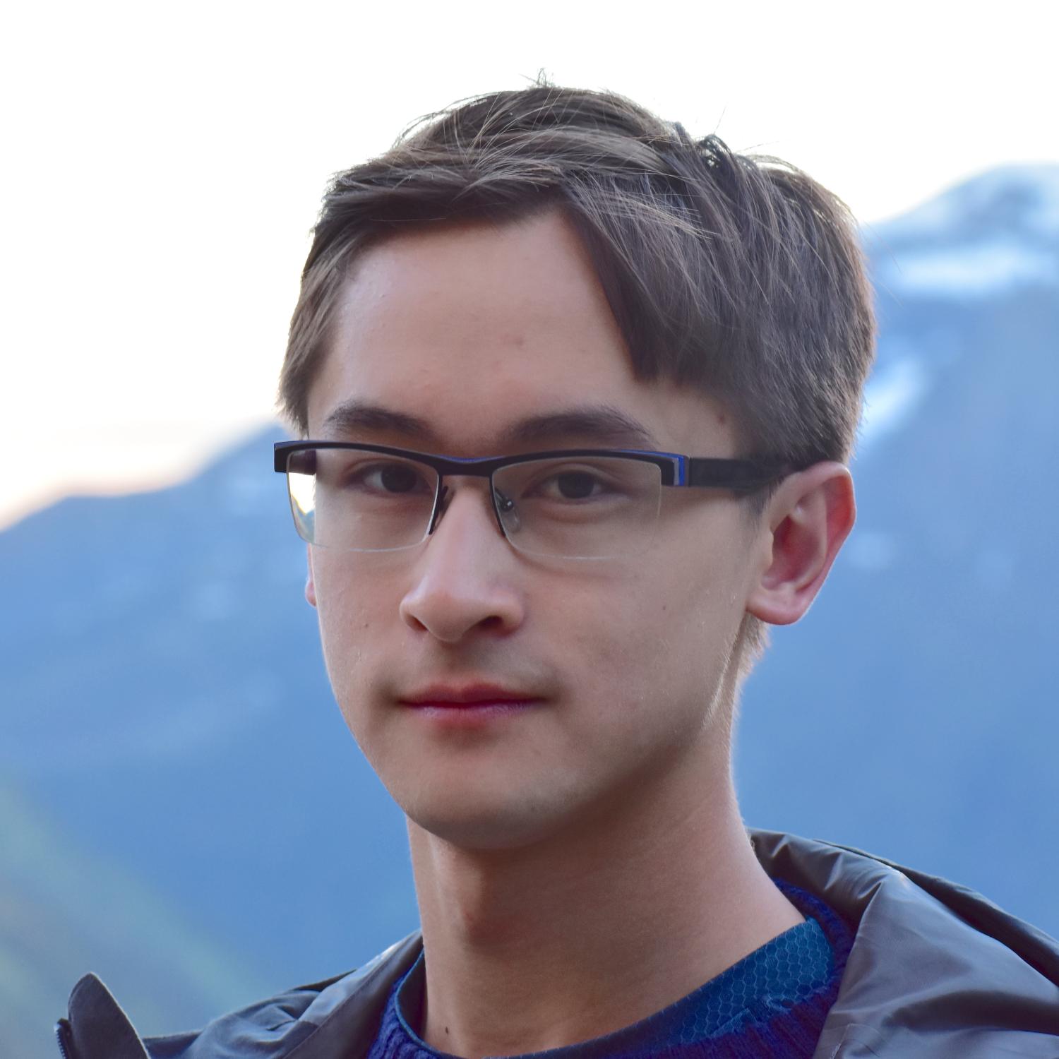 Headshot of Jonathan Lee