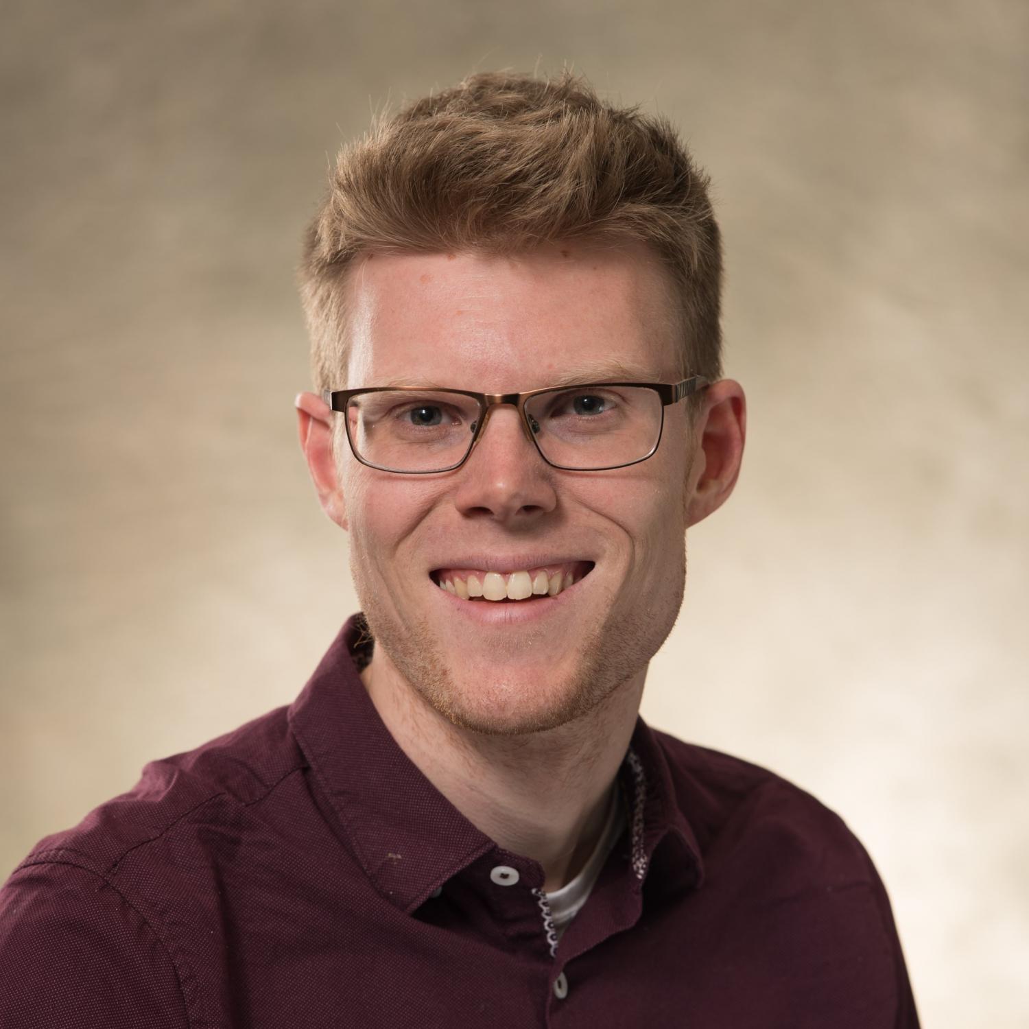 750(w)x600(h), preferred ratio 5:4