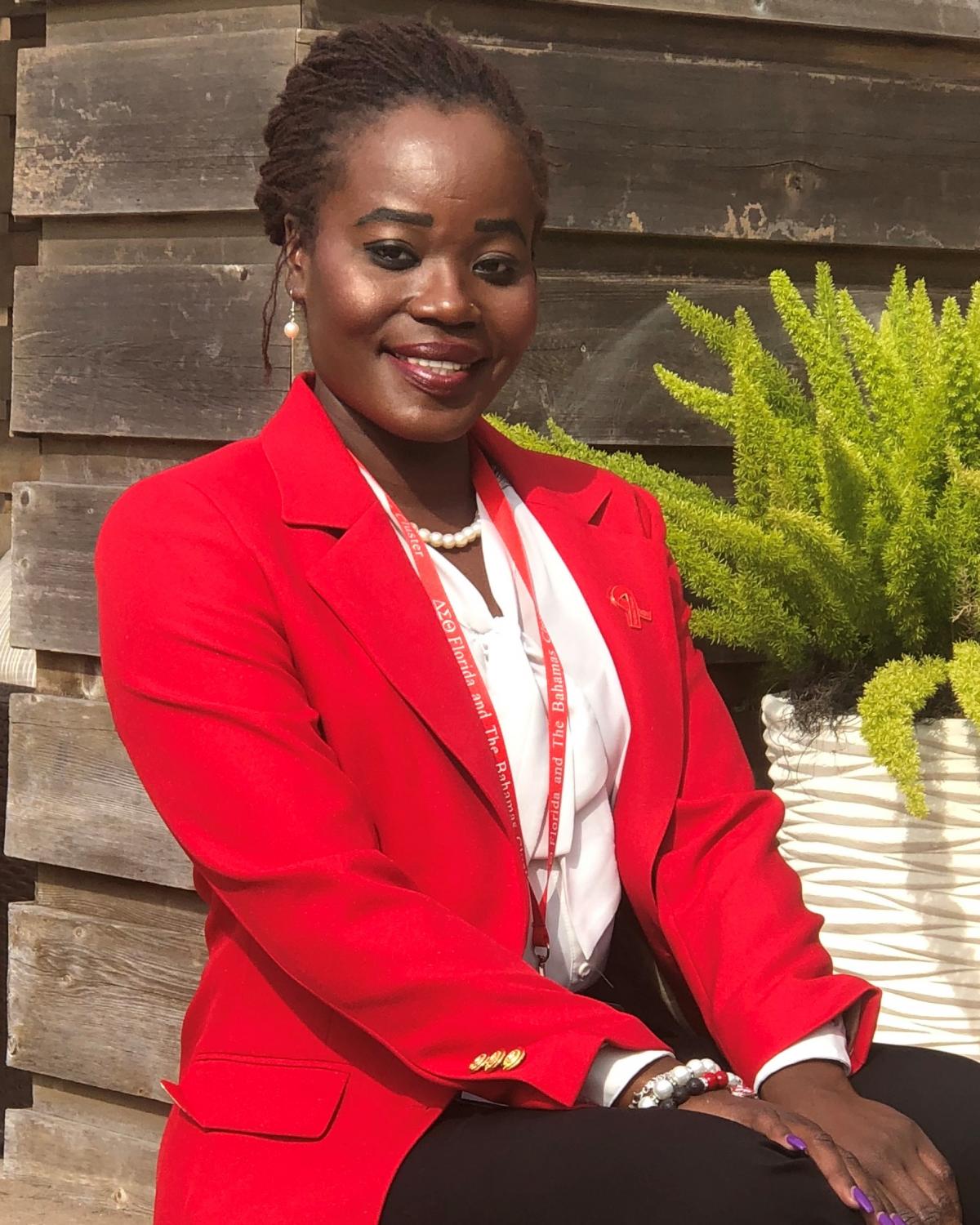 750(w)x600(h), preferred ratio 5:4