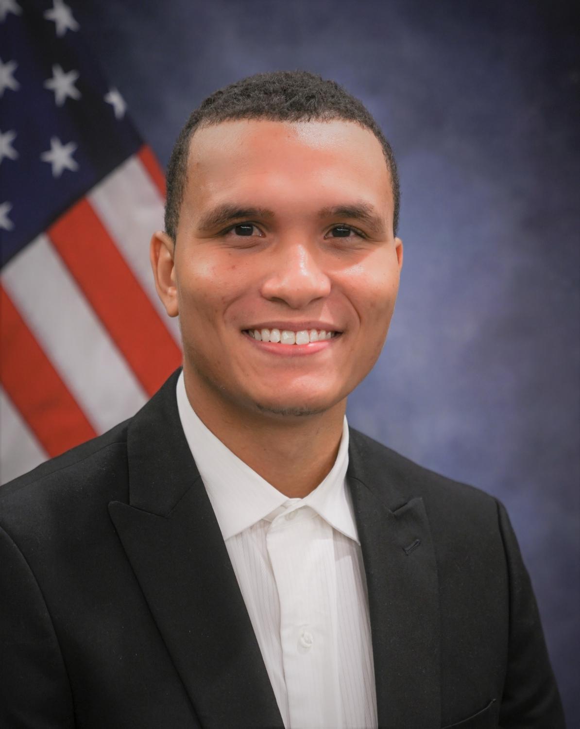 750(w)x600(h), preferred ratio 5:4