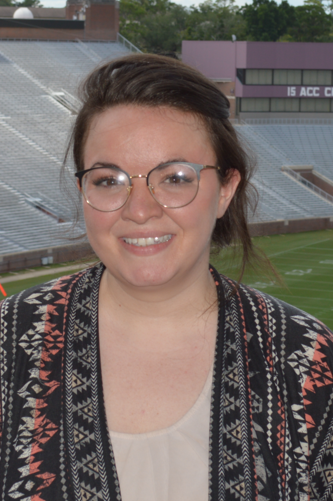 Headshot of Shayna Harris